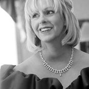 Mary Santucci's photo