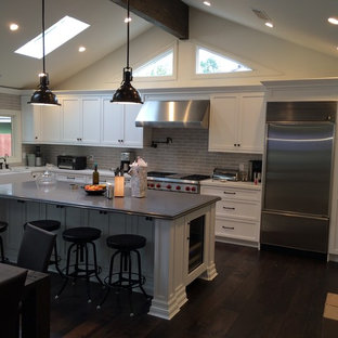 Modern Contemporary Open Concept Kitchen