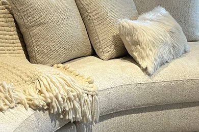 Example of a living room design in Other