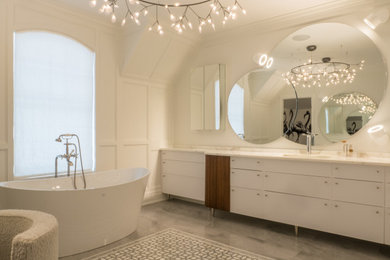 Example of a bathroom design in Toronto