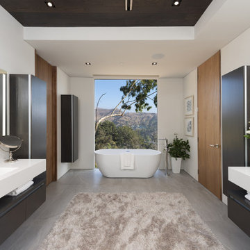 Los Tilos Hollywood Hills modern home luxury primary bathroom with freestanding