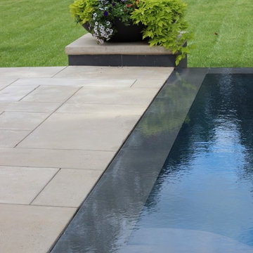 Arden-Arcade Perimeter Overflow Pool