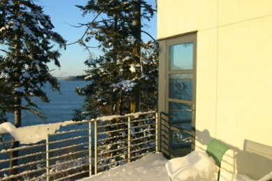 Home design - modern home design idea in Portland