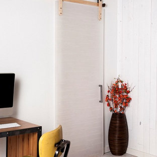 Example of a minimalist home design design in Salt Lake City