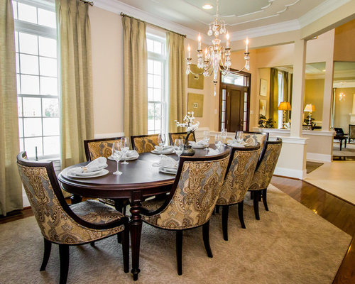 Traditional Dark Hardwood Floors Dining Room Design Ideas, Remodels ...