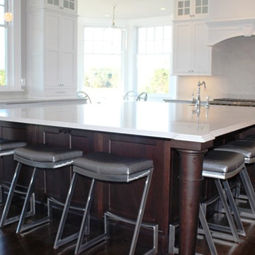 Traditional/Transitional kitchen