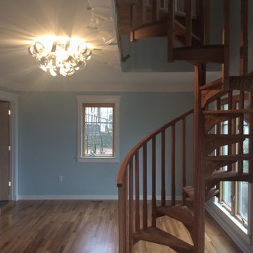 Gymnasium/ couple of bedrooms / loft / couple of bathrooms