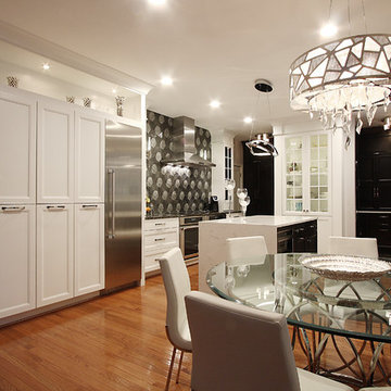 Custom High-Contrast Kitchen