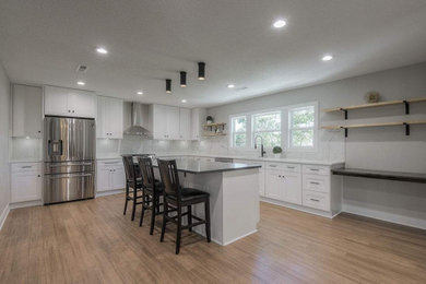 Minimalist kitchen photo in Kansas City