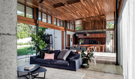 Houzz Tour: An Acreage Lifestyle on an Inner-City Brisbane Block
