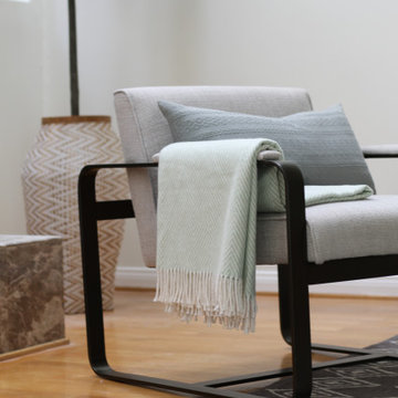 Warm Postmodern Style in LA Home Staging