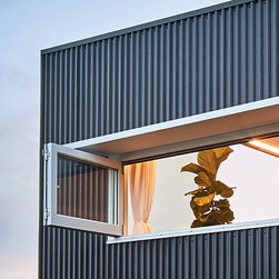 COLORBOND&reg; Ultra steel Monument&reg; in SPANDEK&reg; - Building Materials