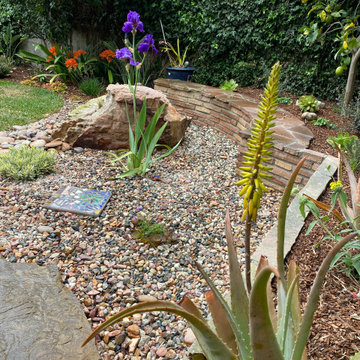 Hermosa Beach: Pollinator Garden