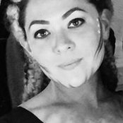 Kindra Scharich's photo