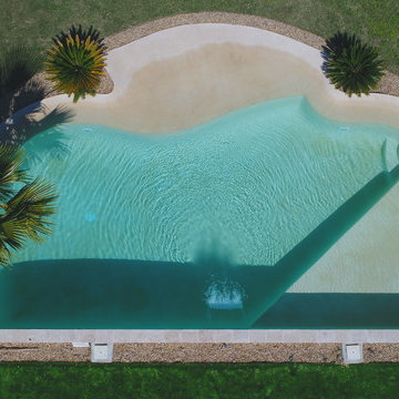 Piscine de forme libre
