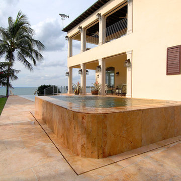Key Largo, FL Residential - Negative Edge 1