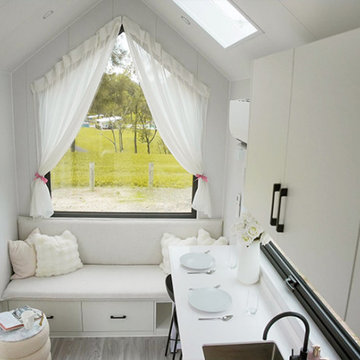 Queensland Tiny House On Wheels 2441t