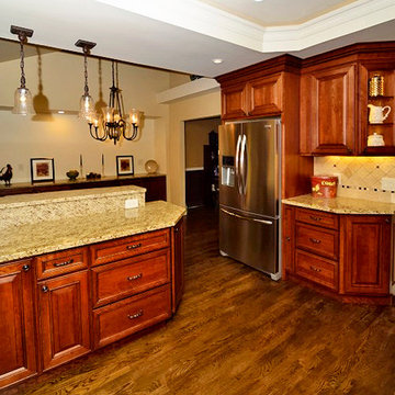 Traditional kitchen with LED lighting and Canyon Creek Cabinetry