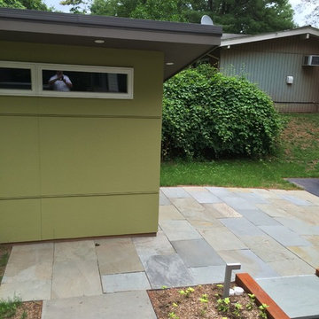 Modern Deck & Outdoor Kitchen Wayne, PA