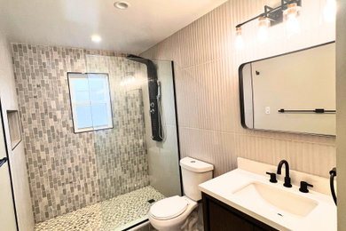 Example of a bathroom design