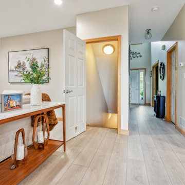 Lachlan Signature | Modin Rigid LVP Collection Transitional Customer Space | PA