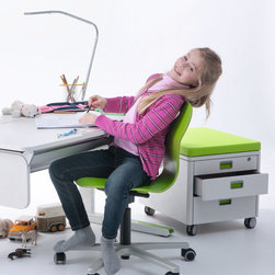 Champion Desk - Products