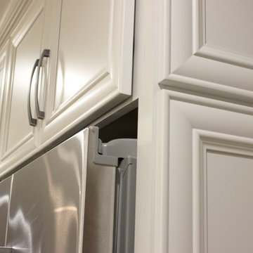 Blue Grass, IA- A Kitchen Goes Brighter For Big Results!