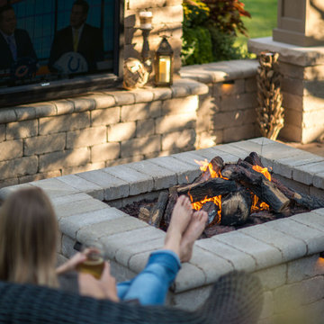 Outdoor Lounge - Fire Feature