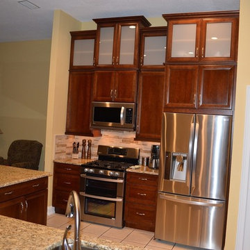 Lutz Kitchen