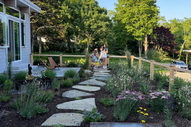Photo of a mid-century modern landscaping in Boston.