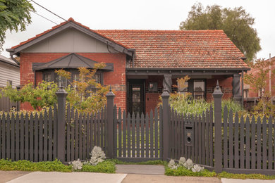 Inspiration for a traditional exterior in Melbourne.