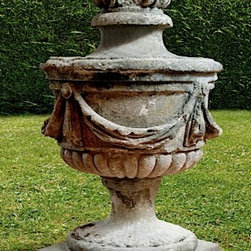 Limestone Planters - Outdoor Pots And Planters