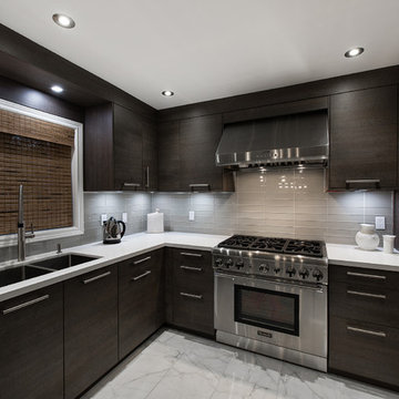 Modern Kitchen - RIchmond Hill