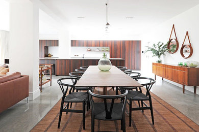 This is an example of a bohemian dining room in London.