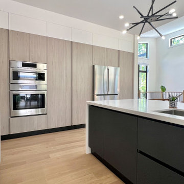 Grey Pine Modern Kitchen: Tiny, ON