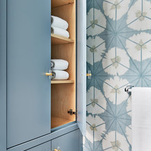 Cabinet Hardware