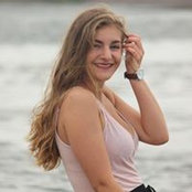 Laurie Bouchard's photo