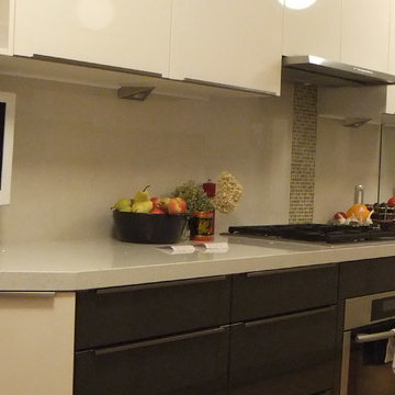 Small kitchen renovation with NOLTE cabinetry