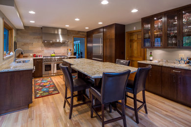 Example of a transitional kitchen design in Minneapolis
