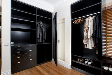 Photo of a storage and wardrobe in Gold Coast - Tweed.