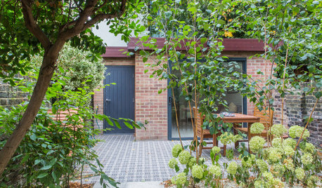 How Businesses Are Combining Site Work With Social Distancing