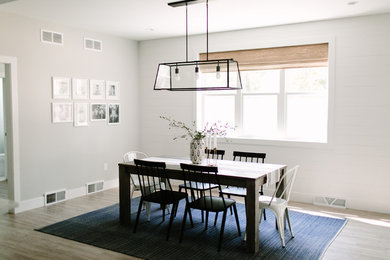 Dining room - farmhouse dining room idea