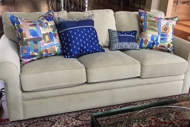 Family room - transitional family room idea in Houston