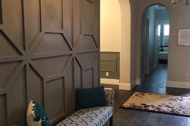Entryway - transitional entryway idea in Dallas