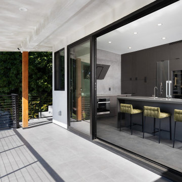 Modern Minimalist Home Featuring Japanese Styling in Tustin Hills
