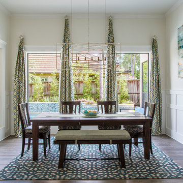 Transitional Home in the heart of The Woodlands