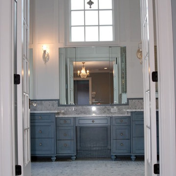 Classic Center Hall Colonial