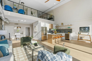 Trendy living room photo in Minneapolis