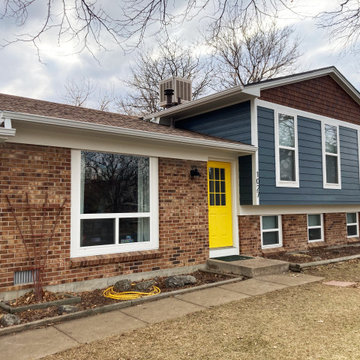 James Hardie Evening Blue Arctic White & Cheerful Yellow Door