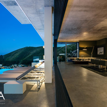 Fresnaye Pool Penthouse - Pool with Views & Living